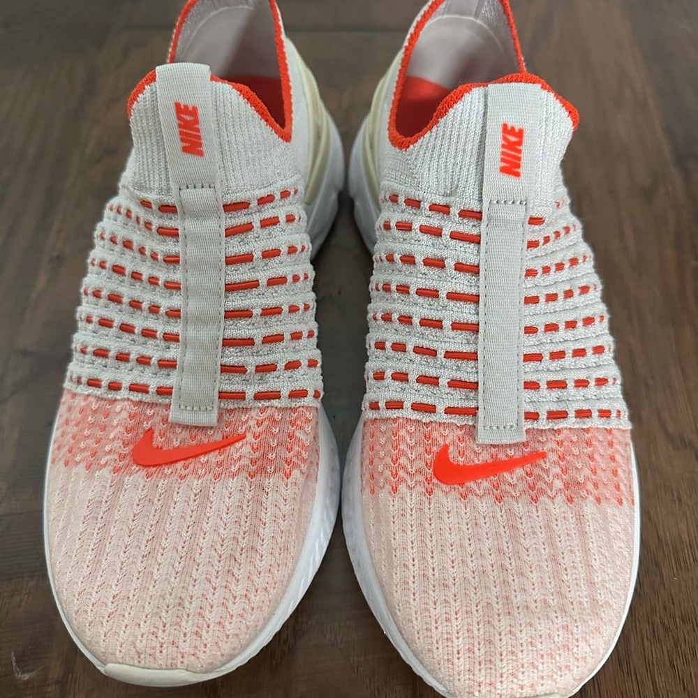 Nike React Phantom Run Flyknit 2